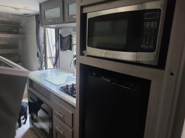 2022 COLEMAN COLEMAN LANTERN 17B