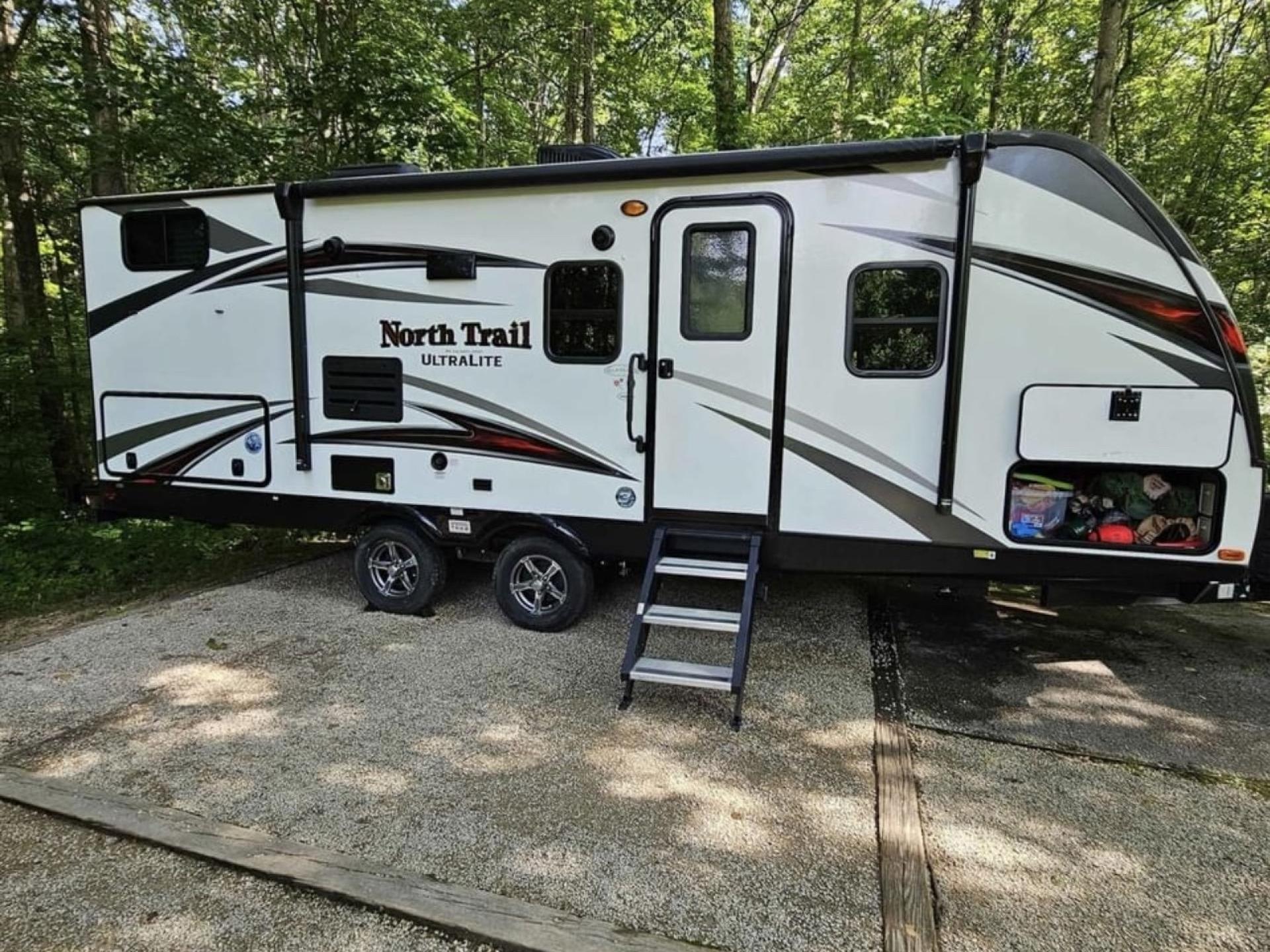 2019 HEARTLAND NORTH TRAIL  24BHS