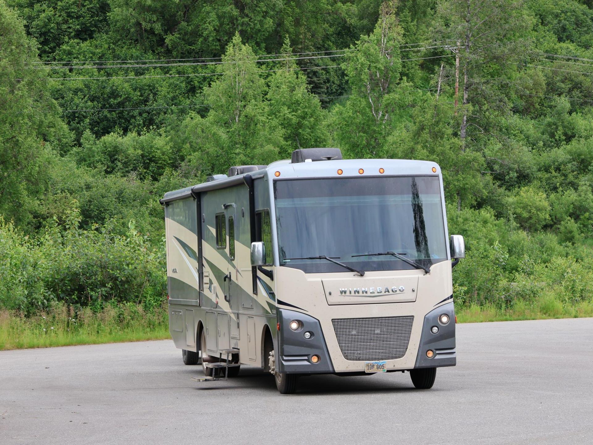 2020 WINNEBAGO VISTA 35U