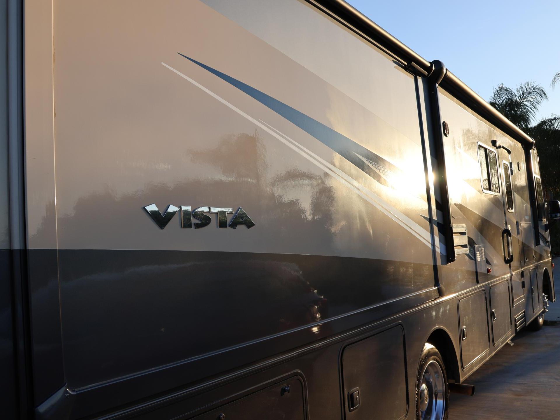 2020 WINNEBAGO VISTA 35U