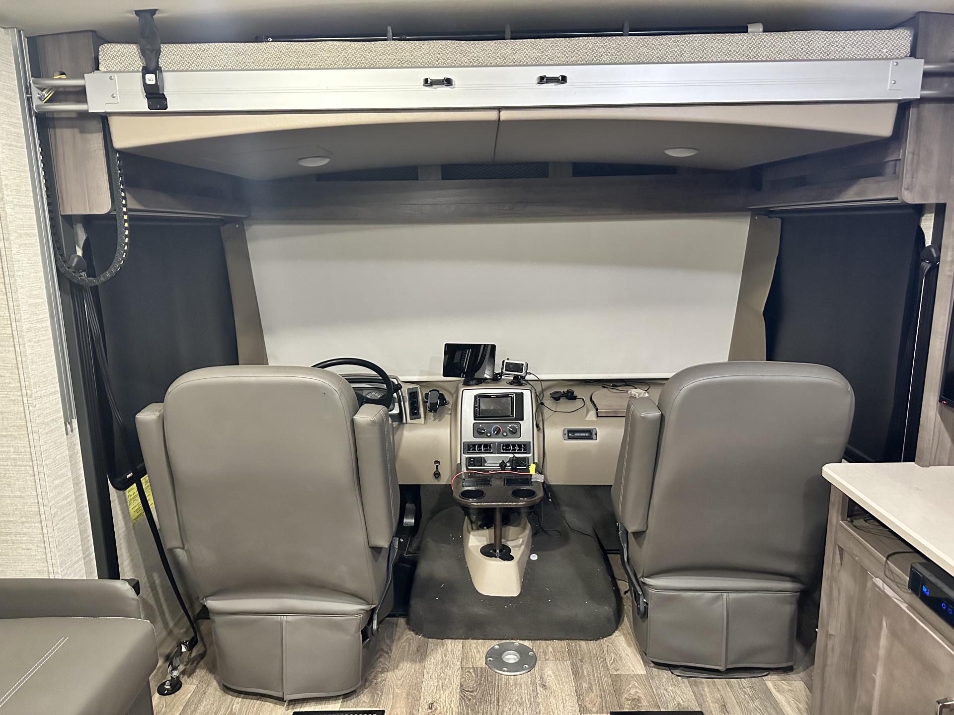2020 WINNEBAGO VISTA 35U