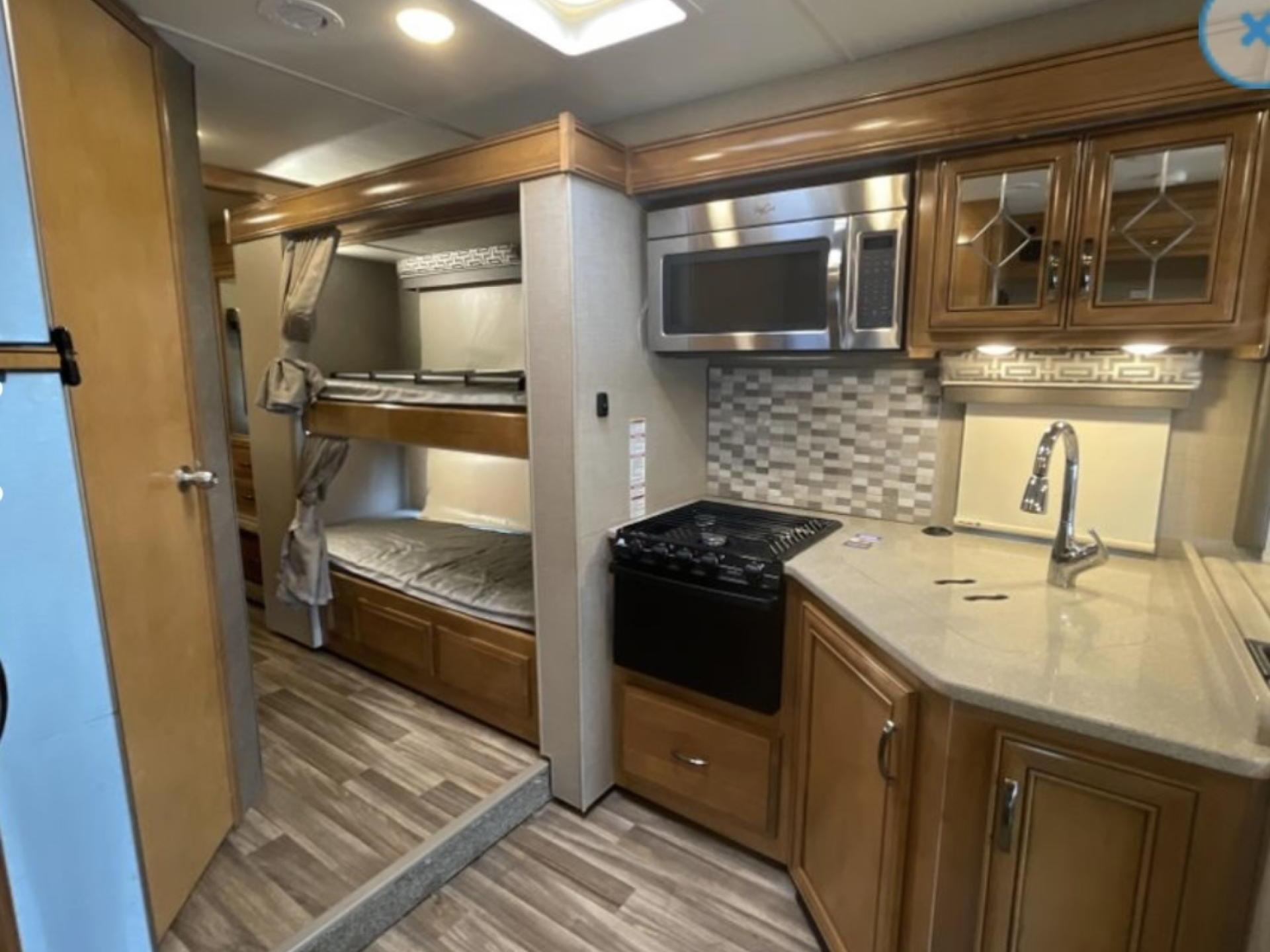 2017 THOR MOTOR COACH QUANTUM LF31