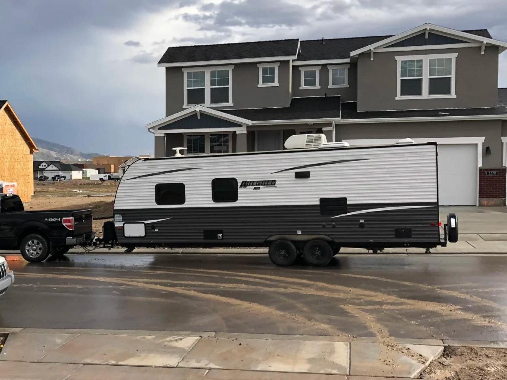 2019 FOREST RIVER AVENGER ATI 26BB