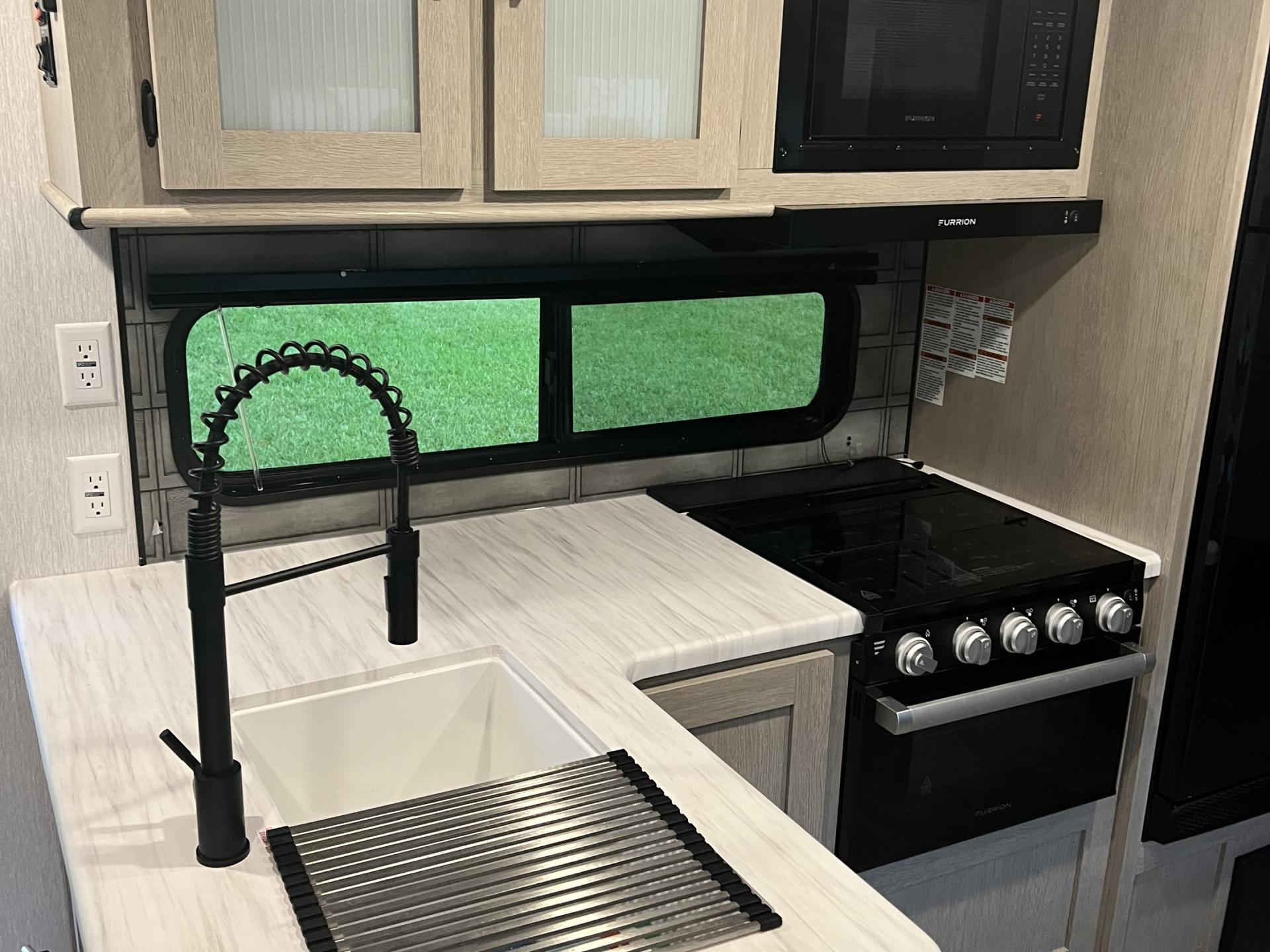 2023 FOREST RIVER SALEM 26 DBUD