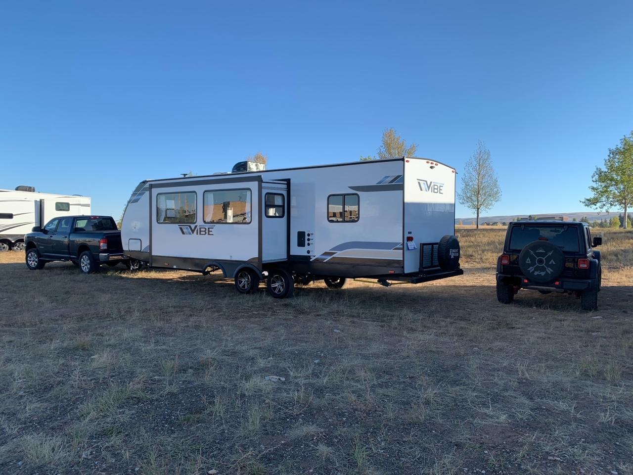 2022 FOREST RIVER VIBE 28QBW