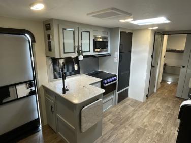 2022 FOREST RIVER VIBE 28QBW