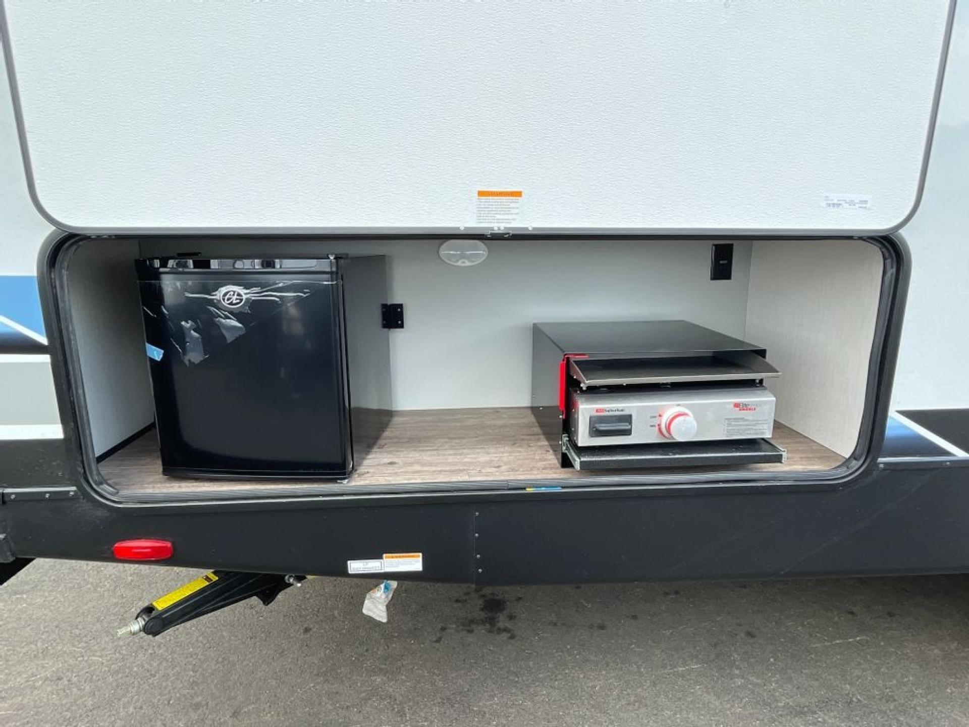 2022 FOREST RIVER VIBE 28QBW