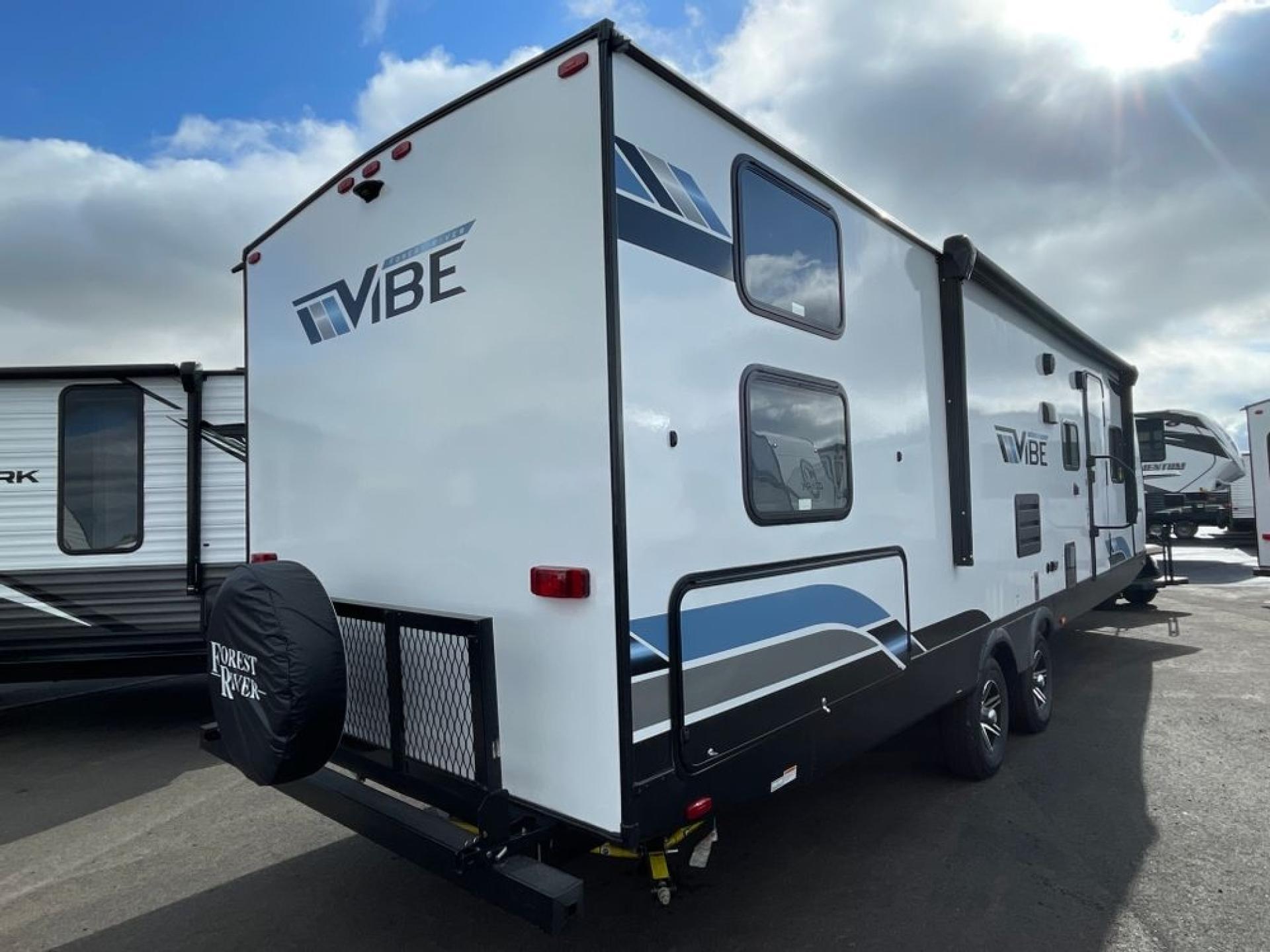 2022 FOREST RIVER VIBE 28QBW