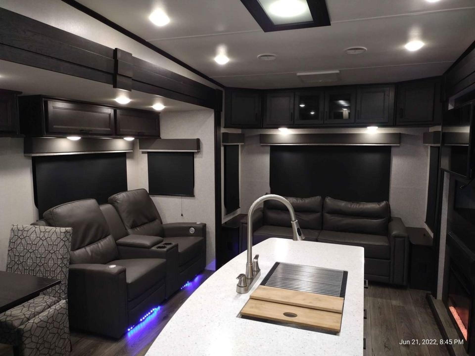 2021 HIGHLAND RIDGE ROAMER RS 292