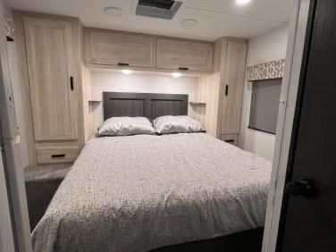 2024 FOREST RIVER SUNSEEKER LE 2850SLE