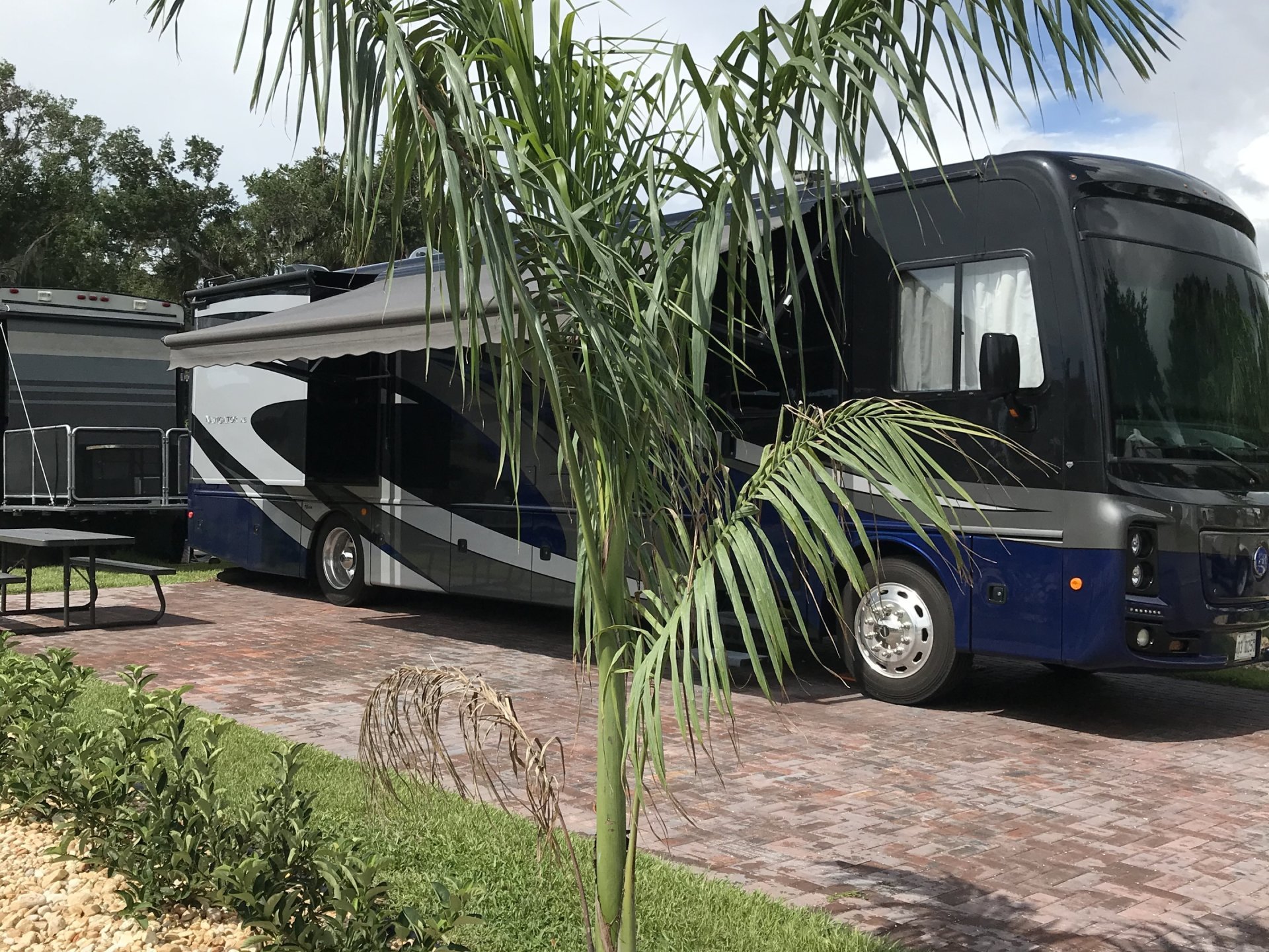 2018 HOLIDAY RAMBLER ADMIRAL XE 36U