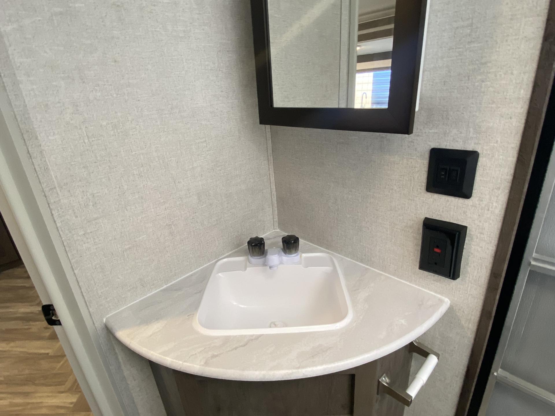 2021 Forest River  Salem 263BHX