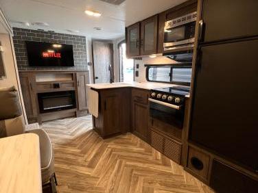 2022 FOREST RIVER SALEM 263BHXL 