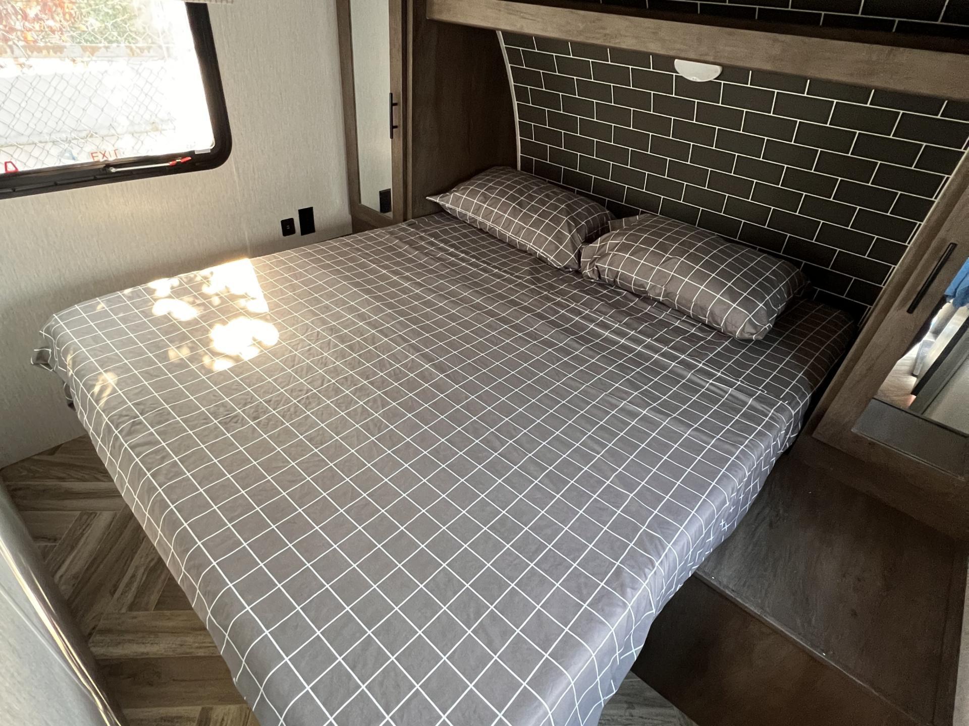 2022 FOREST RIVER SALEM 263BHXL 