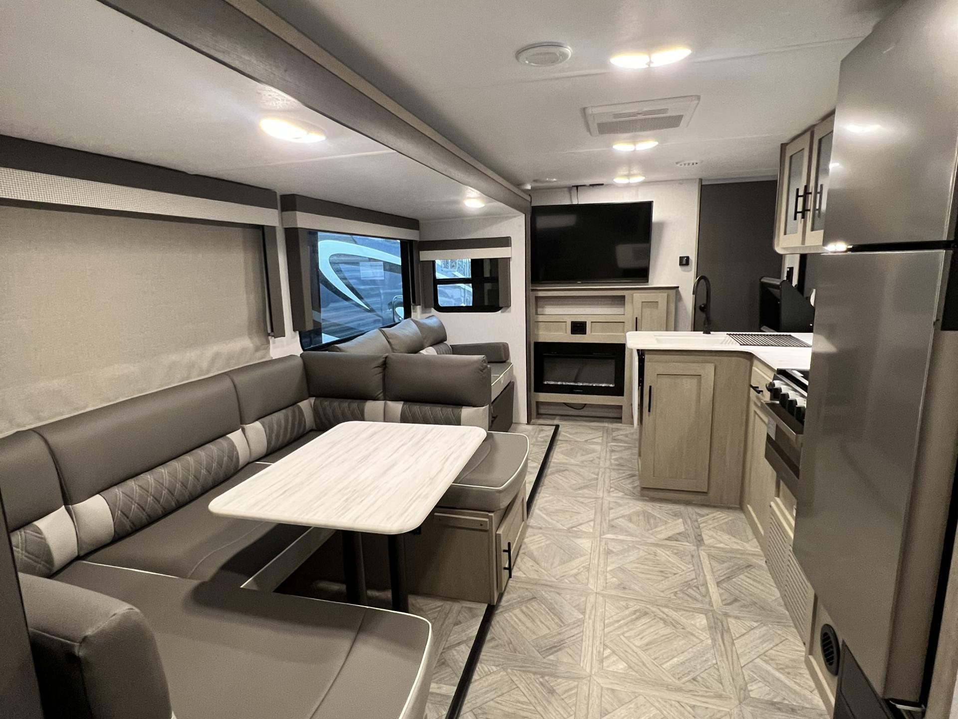 2024 FOREST RIVER CRUISE LITE 26BHXL