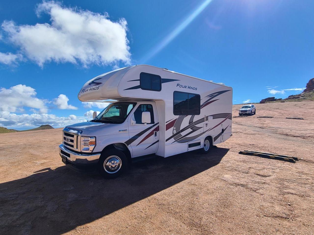 2023 THOR MOTOR COACH FOUR WINDS 22E