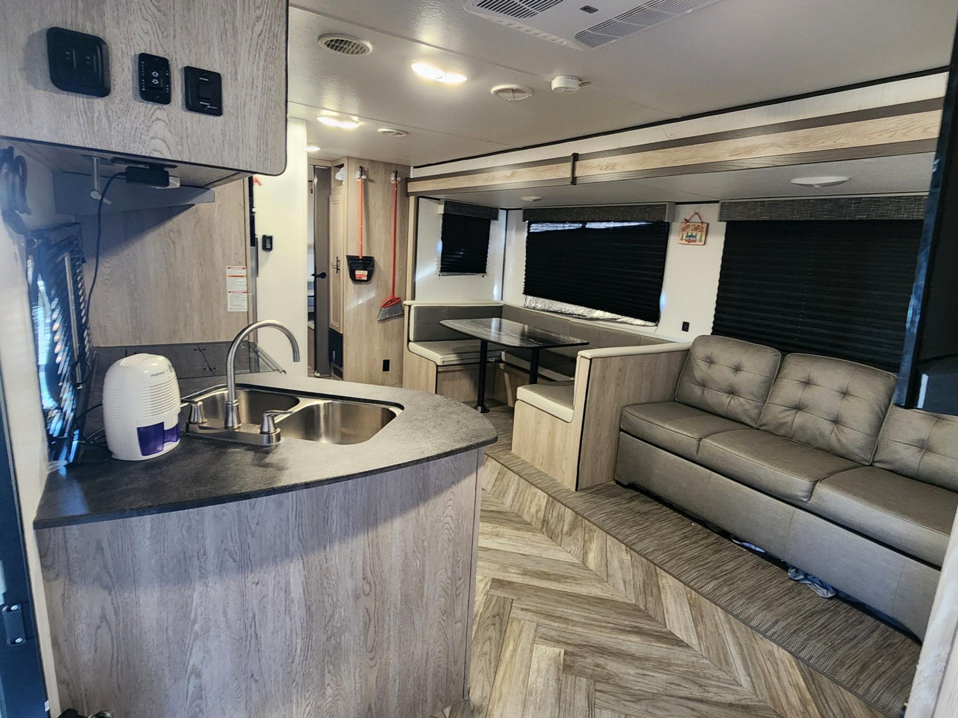 2022 HEARTLAND PROWLER 300BH