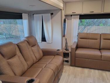 2024 FOREST RIVER VIBE 28RL