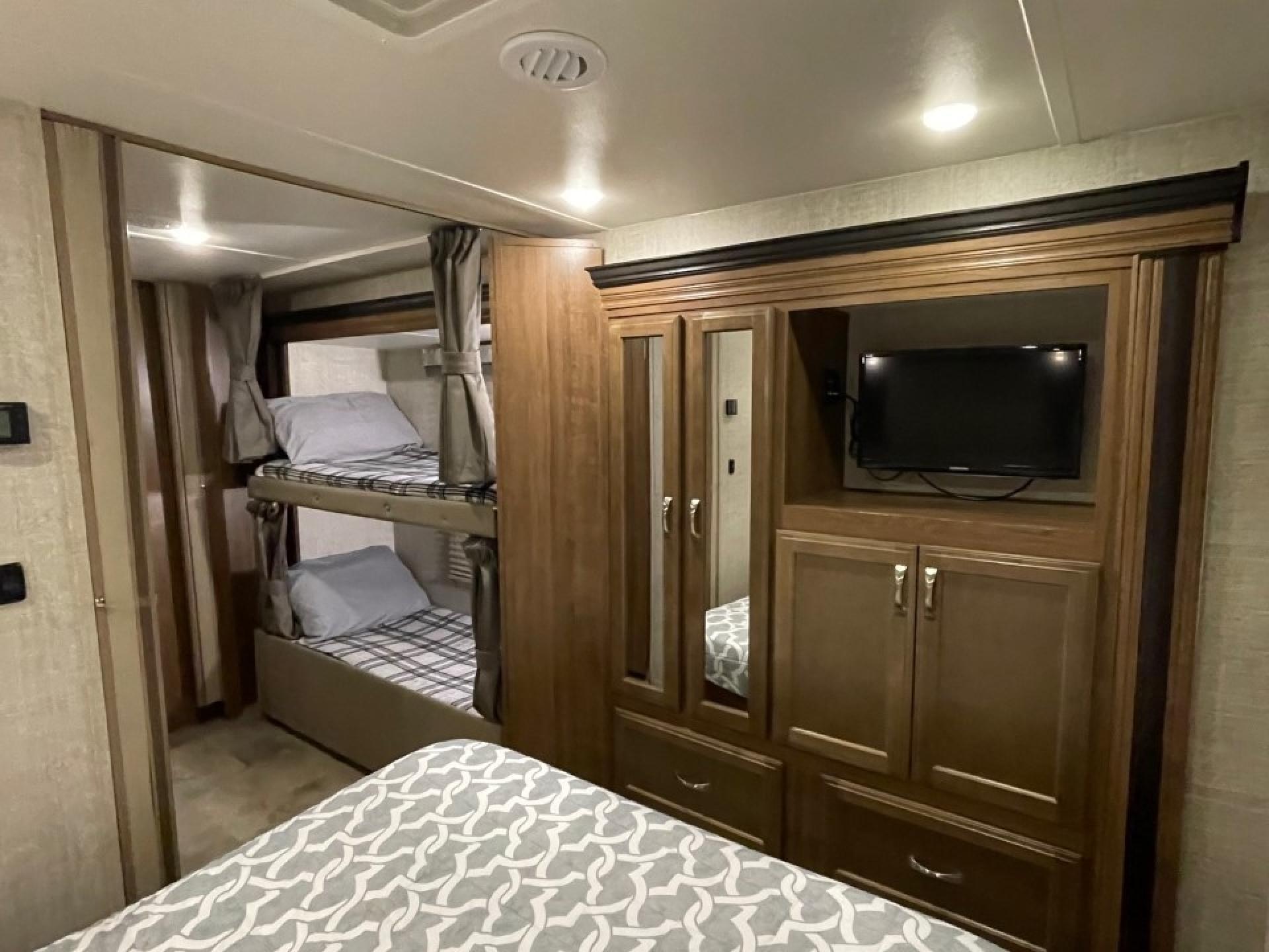 2020 GULF STREAM CONQUEST 6311C