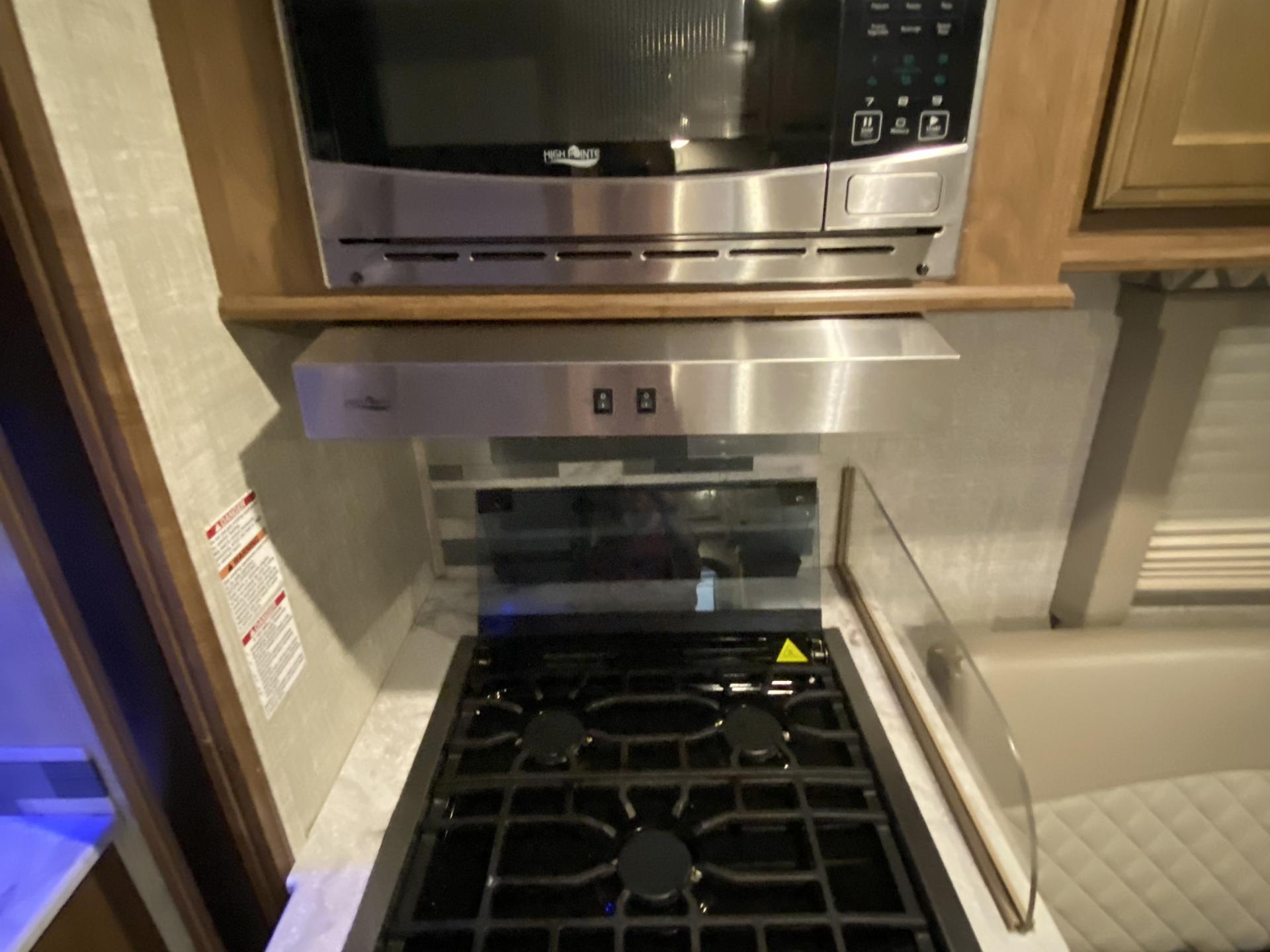 2020 GULF STREAM CONQUEST 6311C