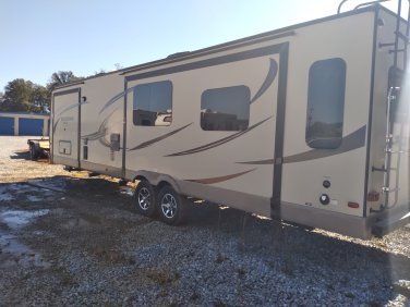 2016 FOREST RIVER ROCKWOOD 8328BS