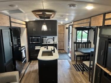 2022 KEYSTONE OUTBACK ULTRA-LITE 330RL