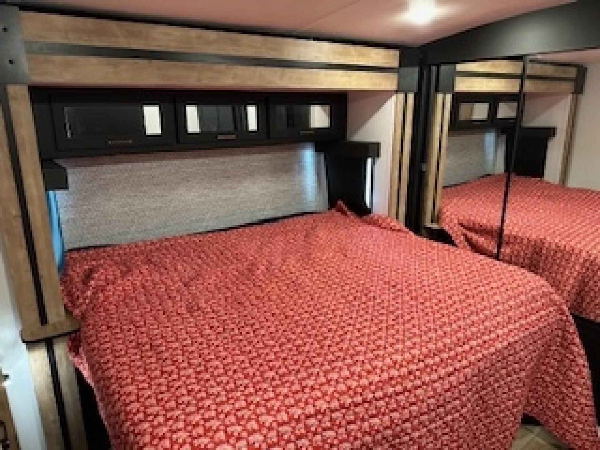 2022 KEYSTONE OUTBACK ULTRA-LITE 330RL