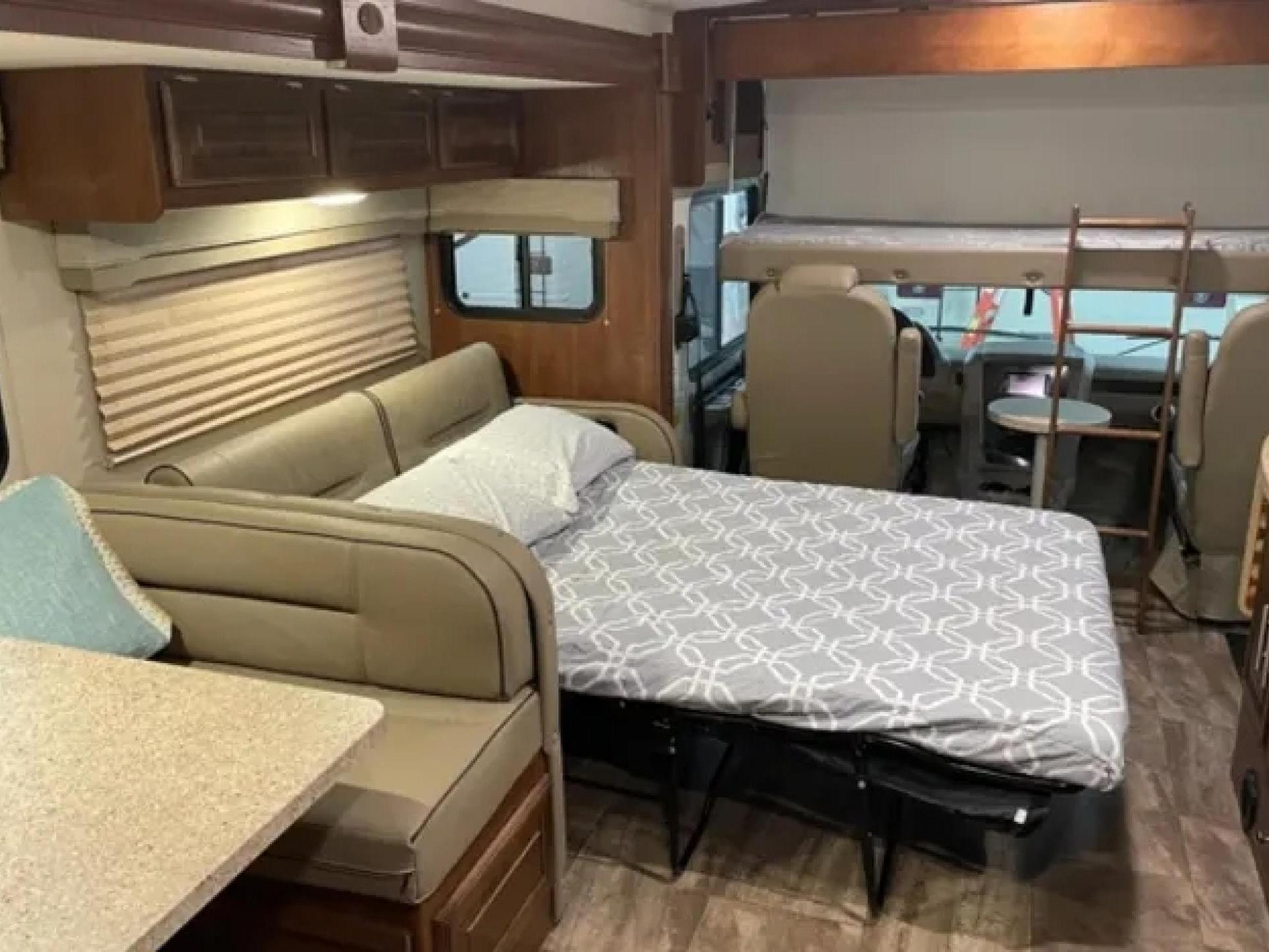 2017 FOREST RIVER GEORGETOWN 3 SERIES 30X