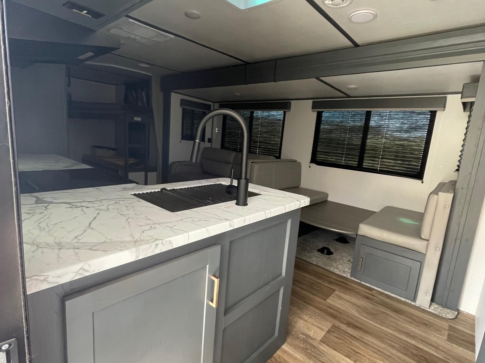 2022 KEYSTONE BULLET CROSSFIRE 2730BH