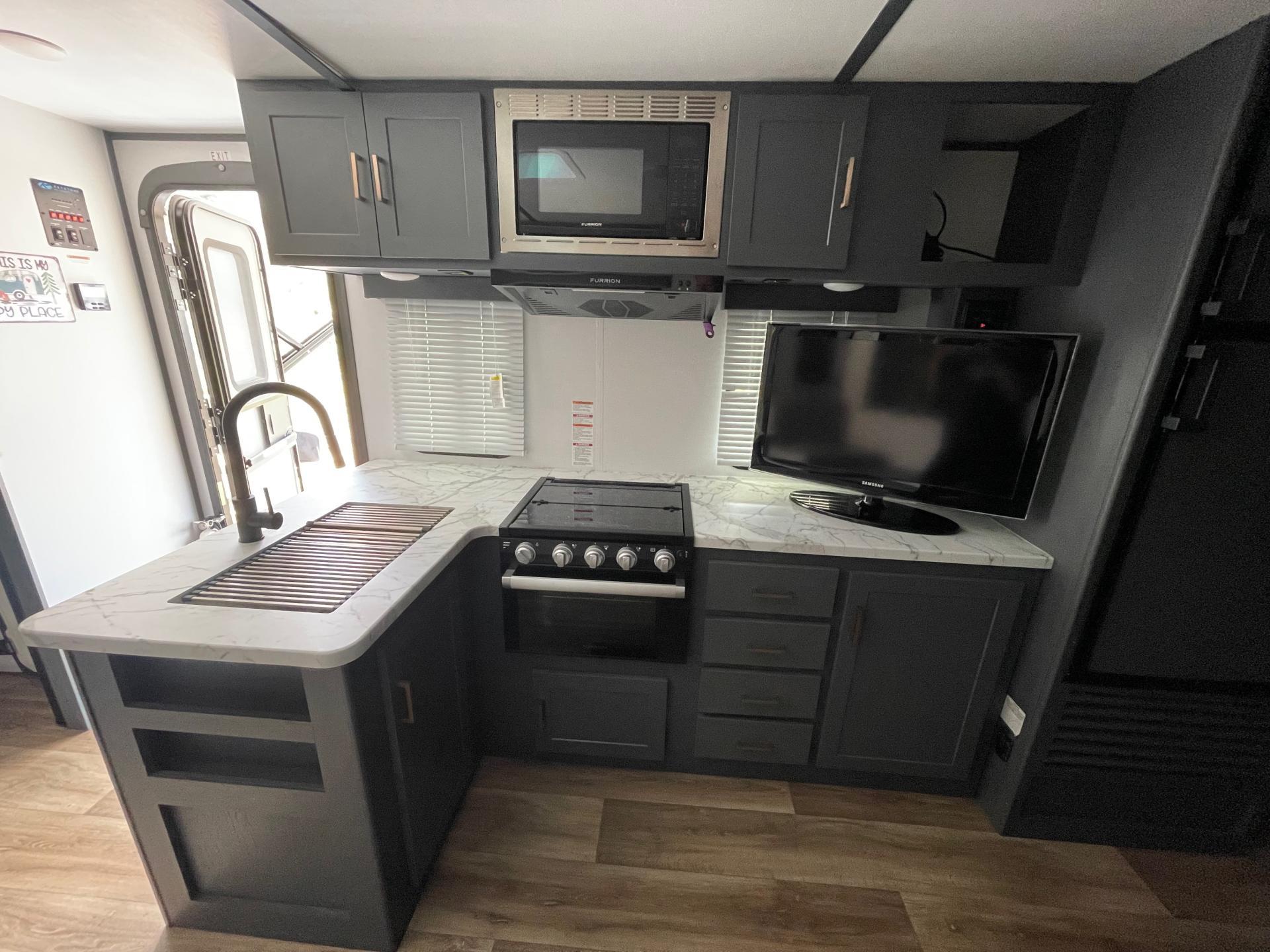 2022 KEYSTONE BULLET CROSSFIRE 2730BH
