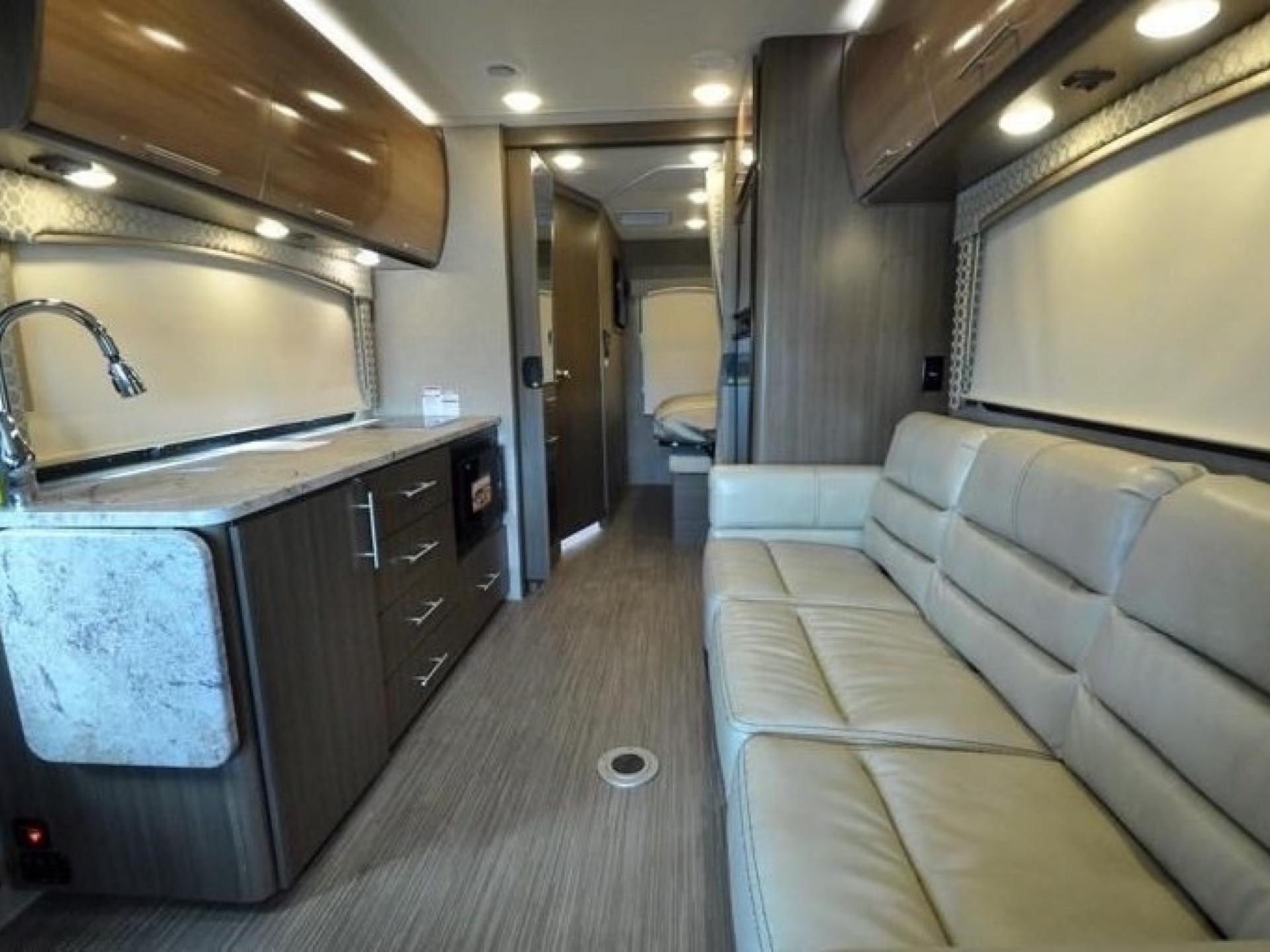 2018 THOR MOTOR COACH AXIS 25.3
