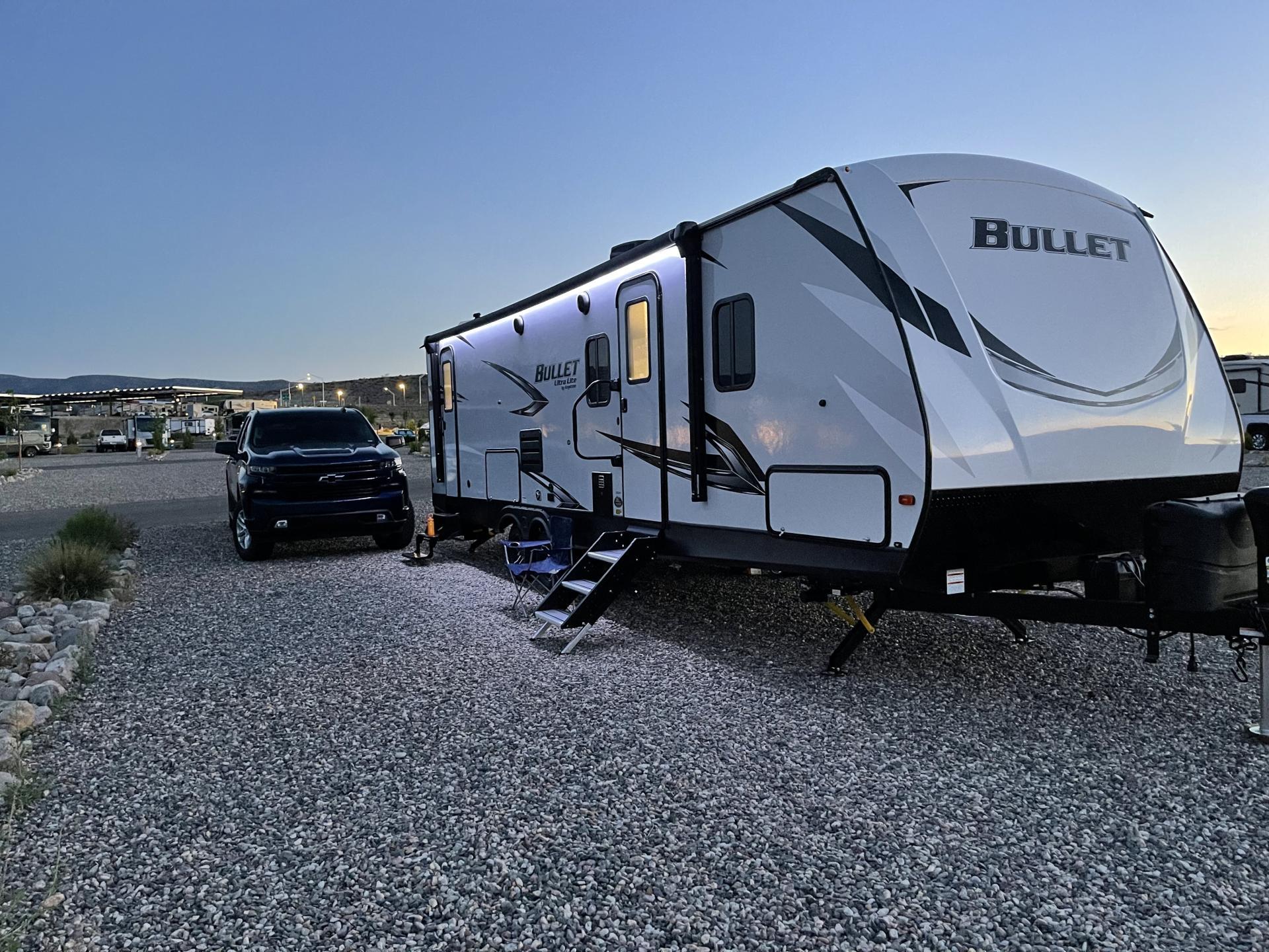 2021 KEYSTONE BULLET 290BHS