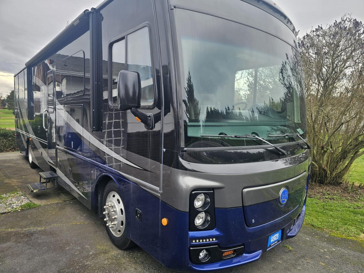 2018 HOLIDAY RAMBLER NAVIGATOR XE 35E