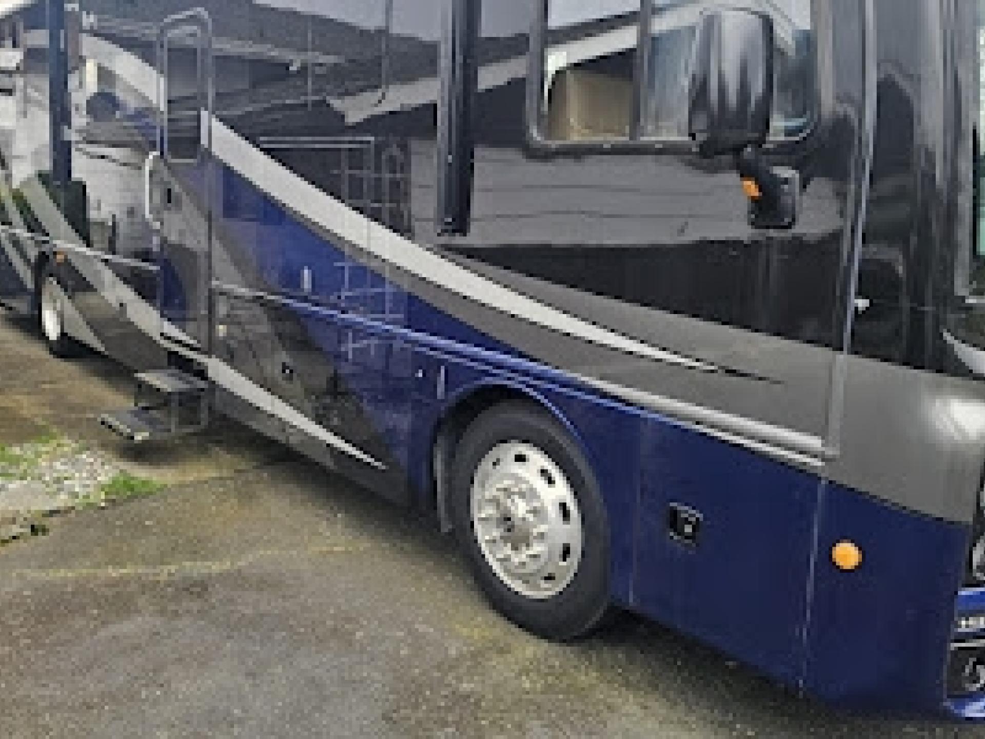2018 HOLIDAY RAMBLER NAVIGATOR XE 35E
