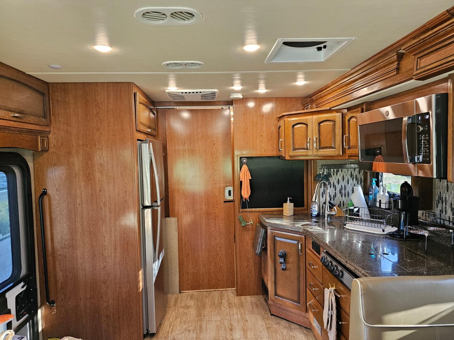 2018 HOLIDAY RAMBLER NAVIGATOR XE 35E