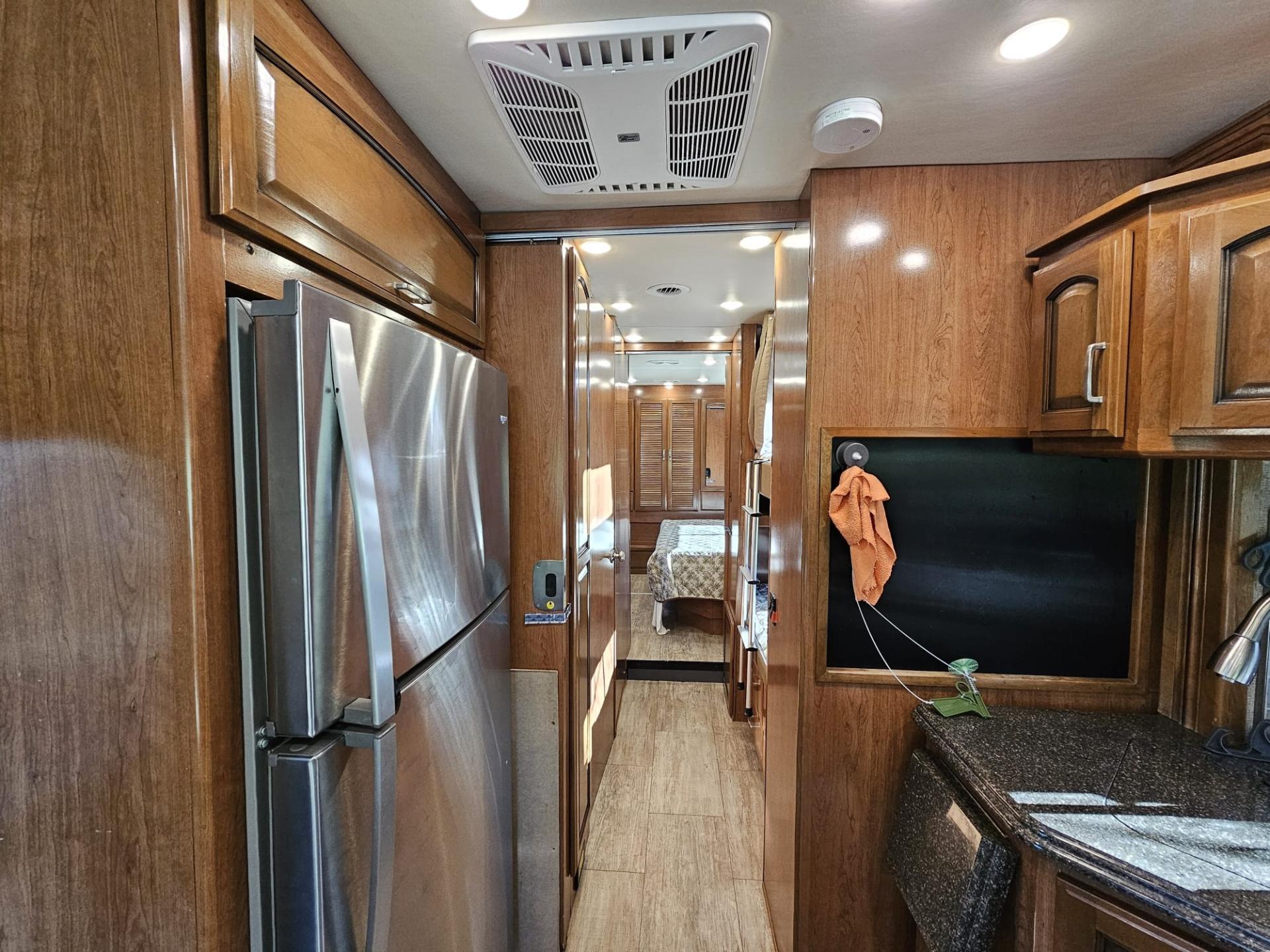 2018 HOLIDAY RAMBLER NAVIGATOR XE 35E
