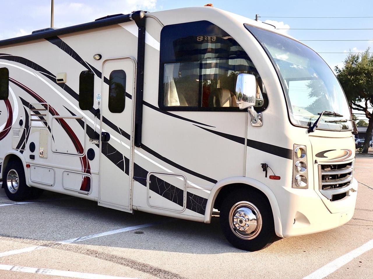 2017 THOR MOTOR COACH VEGAS 24.1