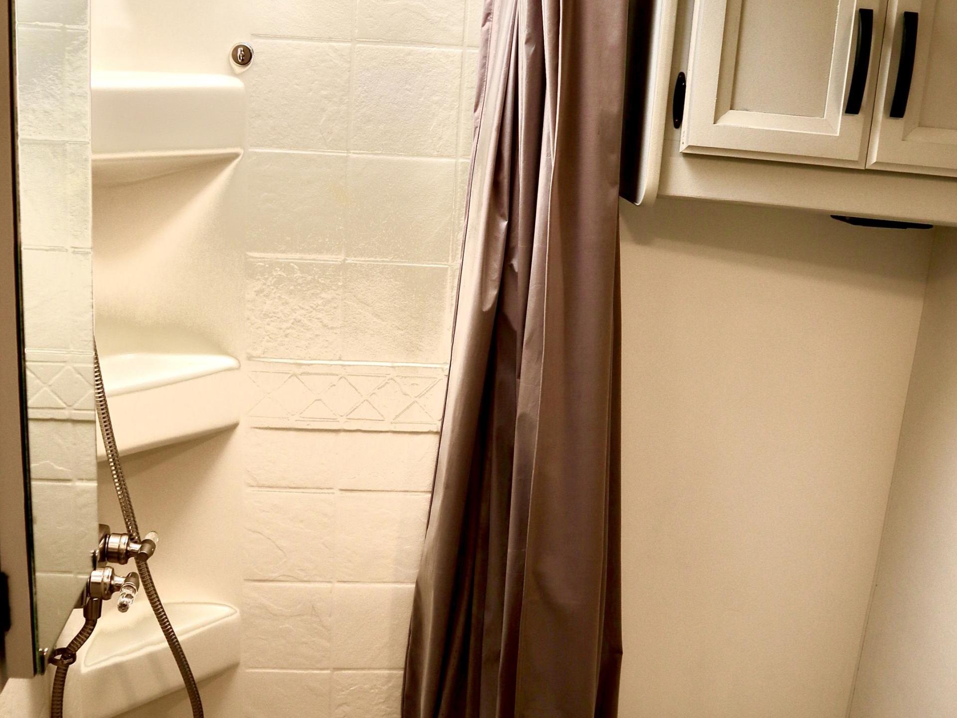 2017 THOR MOTOR COACH VEGAS 24.1