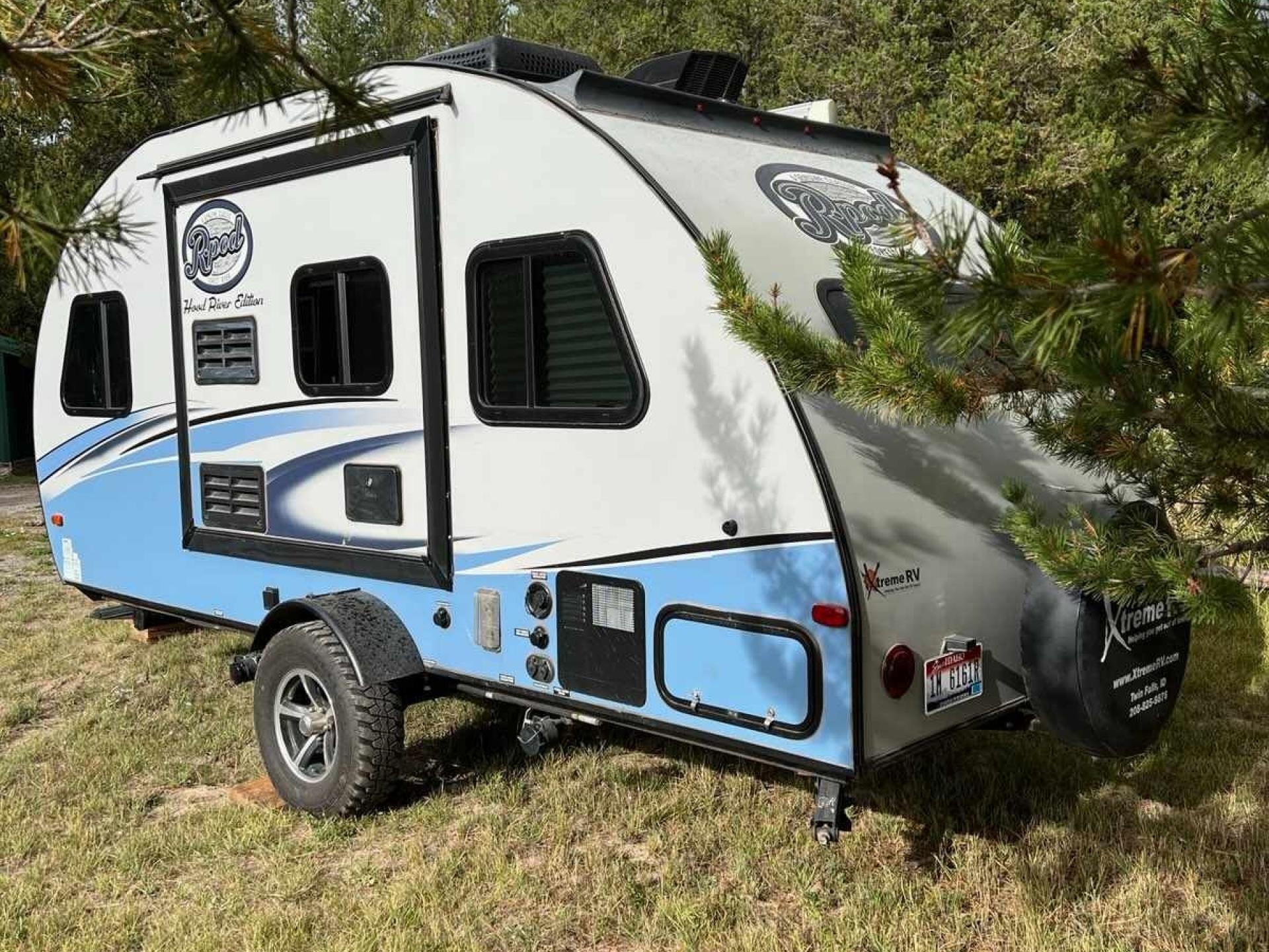 2017 FOREST RIVER R-POD HOOD RIVER 178