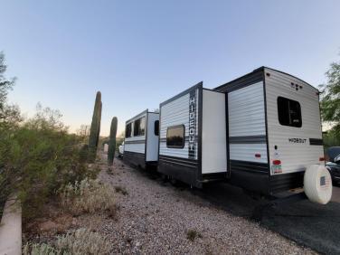 2022 KEYSTONE HIDEOUT 318BR