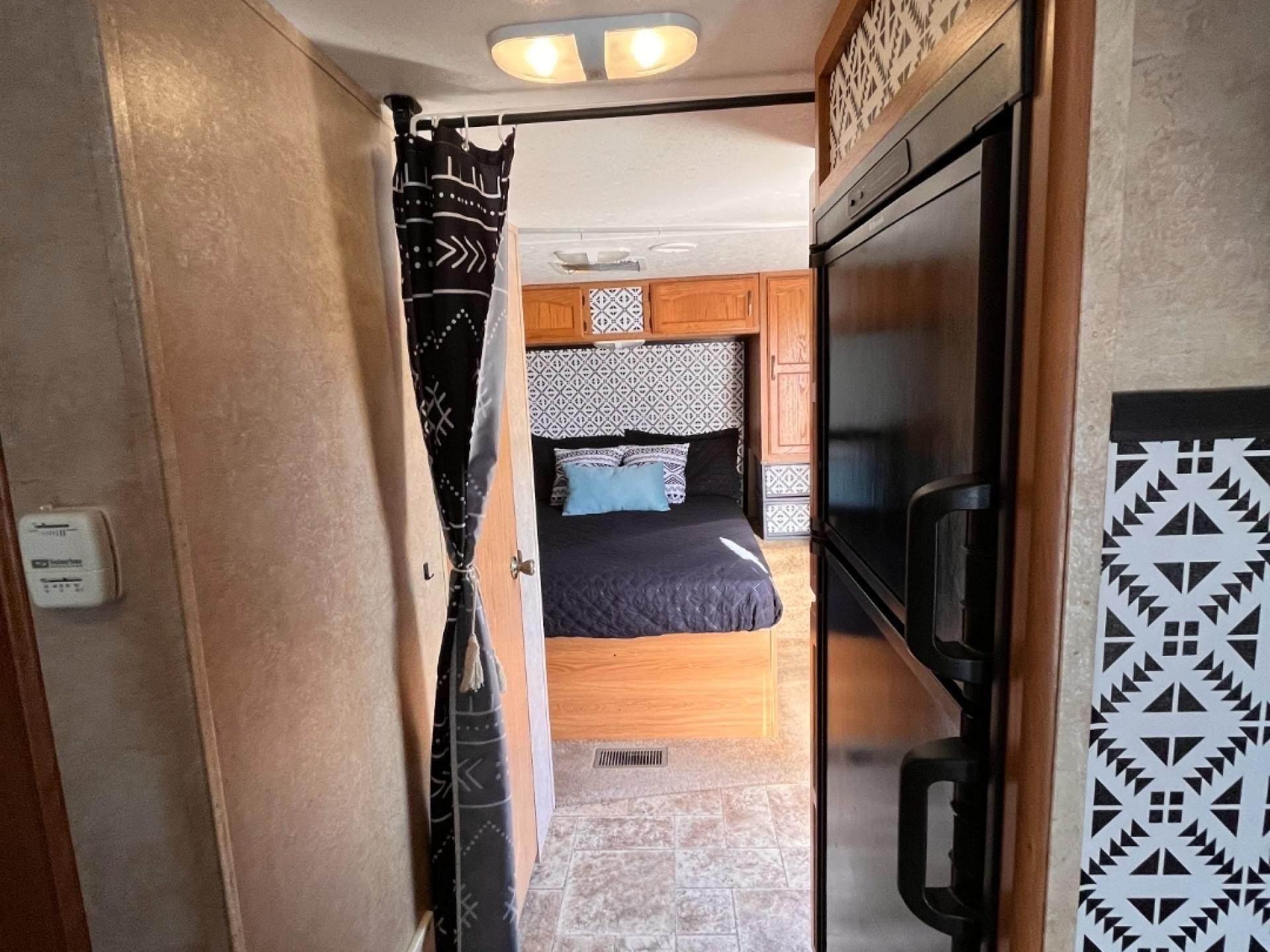 2011 KEYSTONE SUMMERLAND 2570RL
