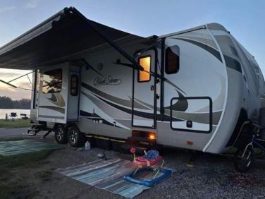 2013 OUTDOORS RV BLACK STONE 240RKSB