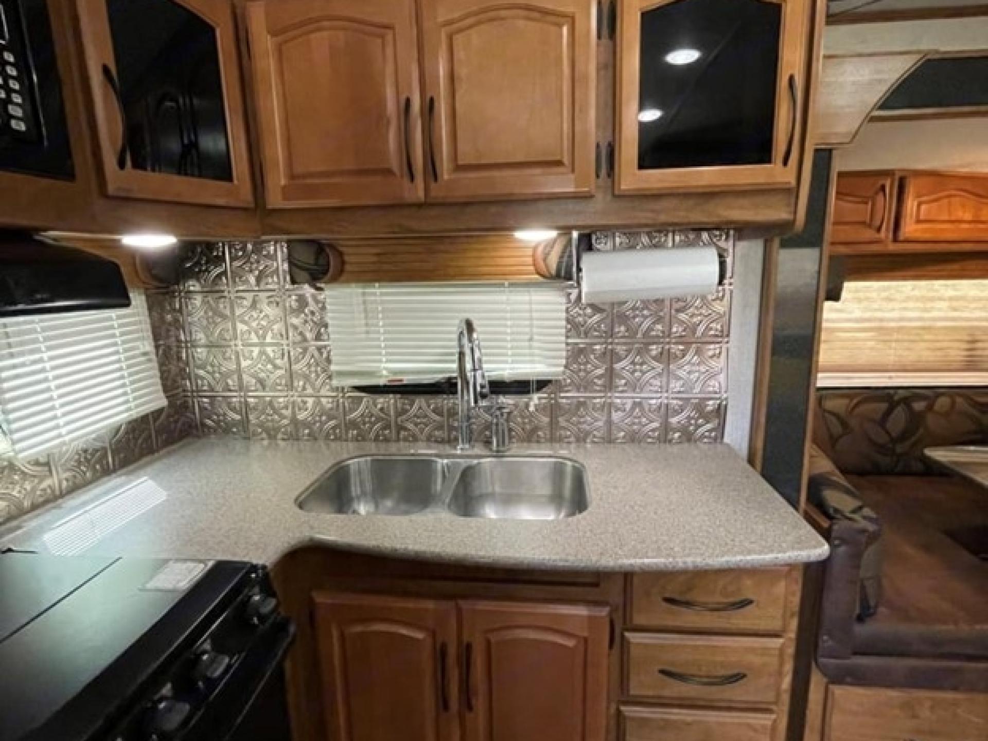 2013 OUTDOORS RV BLACK STONE 240RKSB