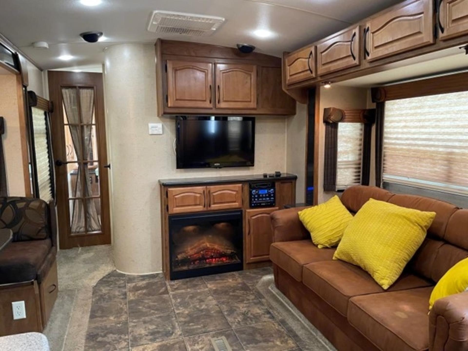 2013 OUTDOORS RV BLACK STONE 240RKSB