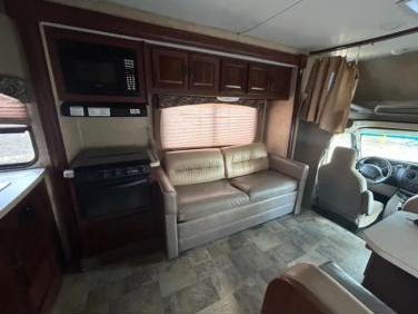 2013 FOREST RIVER SUNSEEKER 2250SC