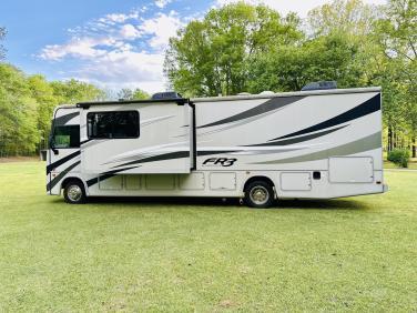 2016 FOREST RIVER FR3 32DS