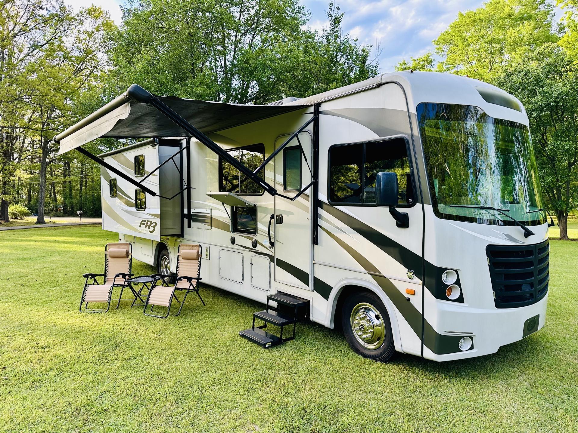 2016 FOREST RIVER FR3 32DS