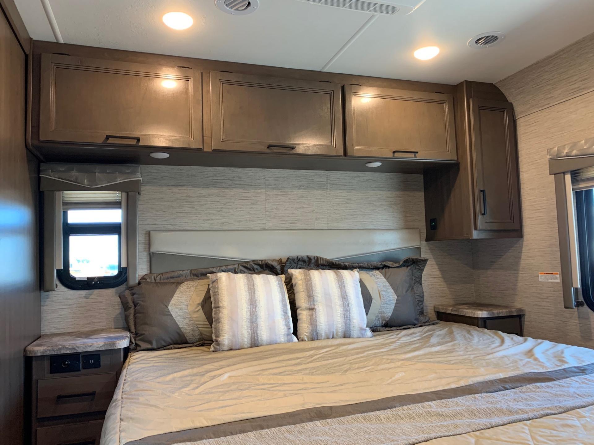 2022 THOR MOTOR COACH ACE 32.3