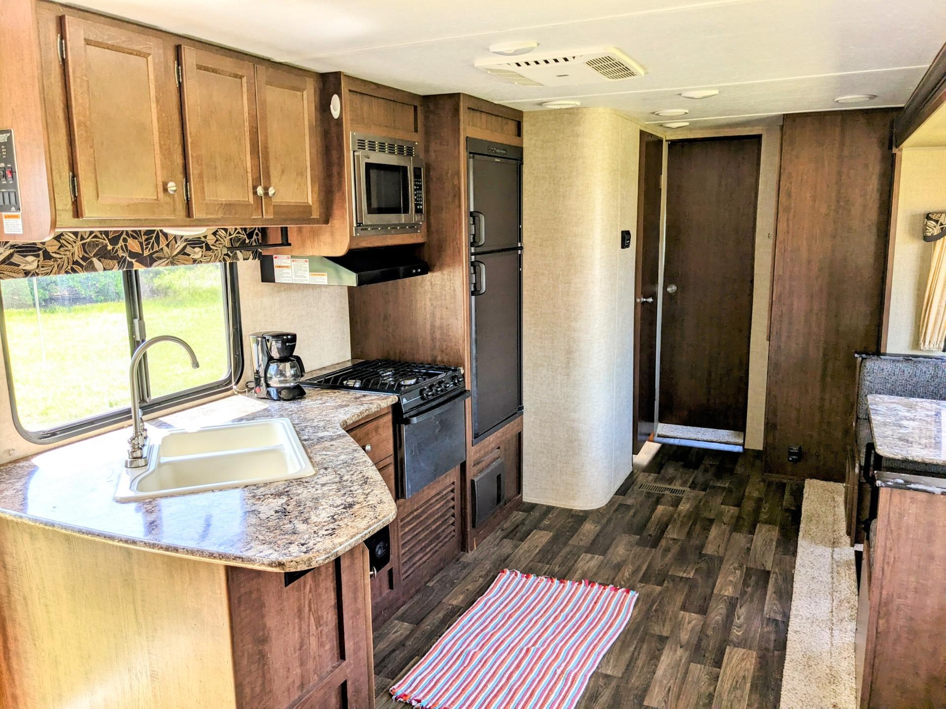2016 KEYSTONE HIDEOUT 31RBDS