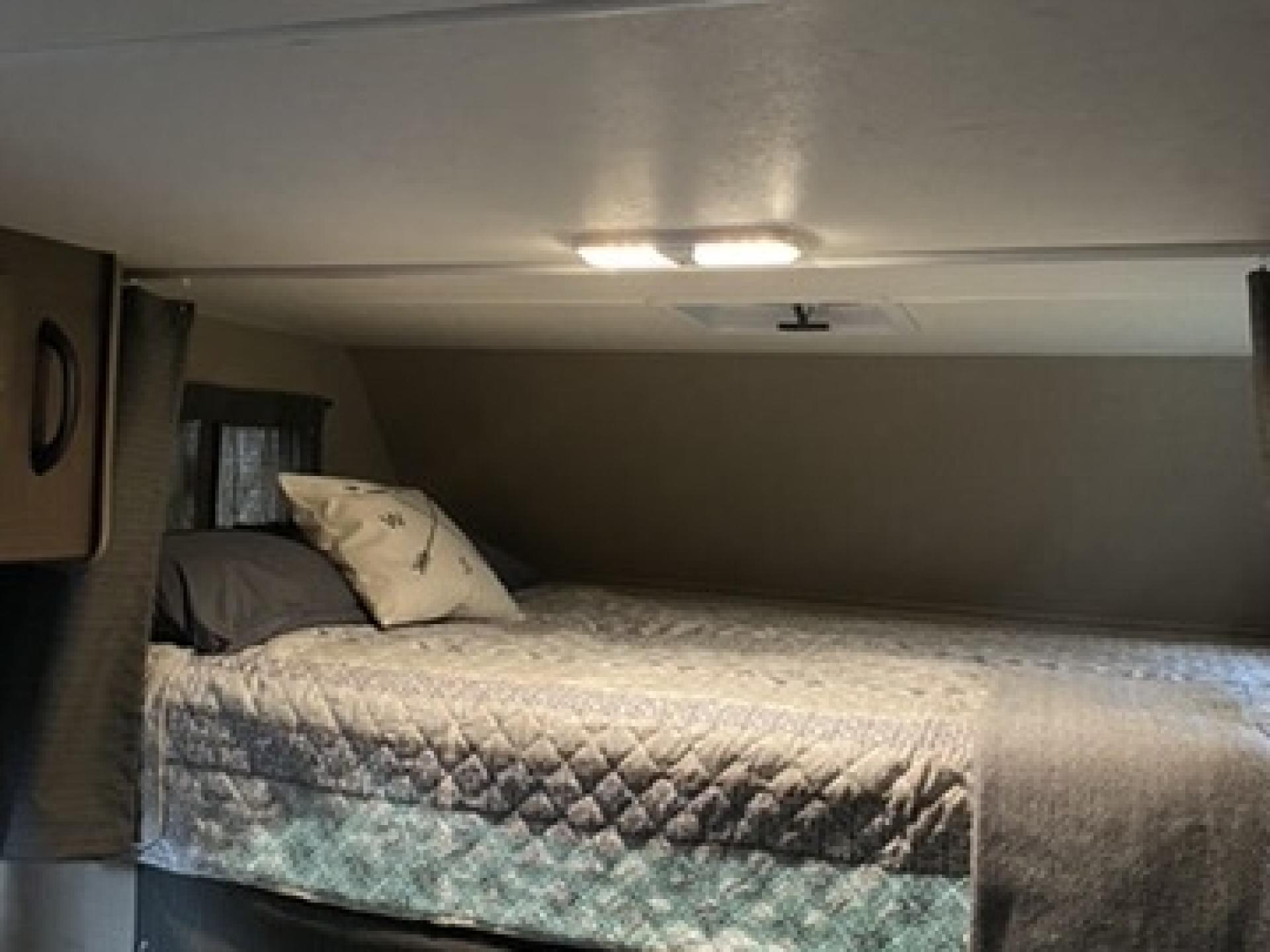 2019 Thor Majestic 23A